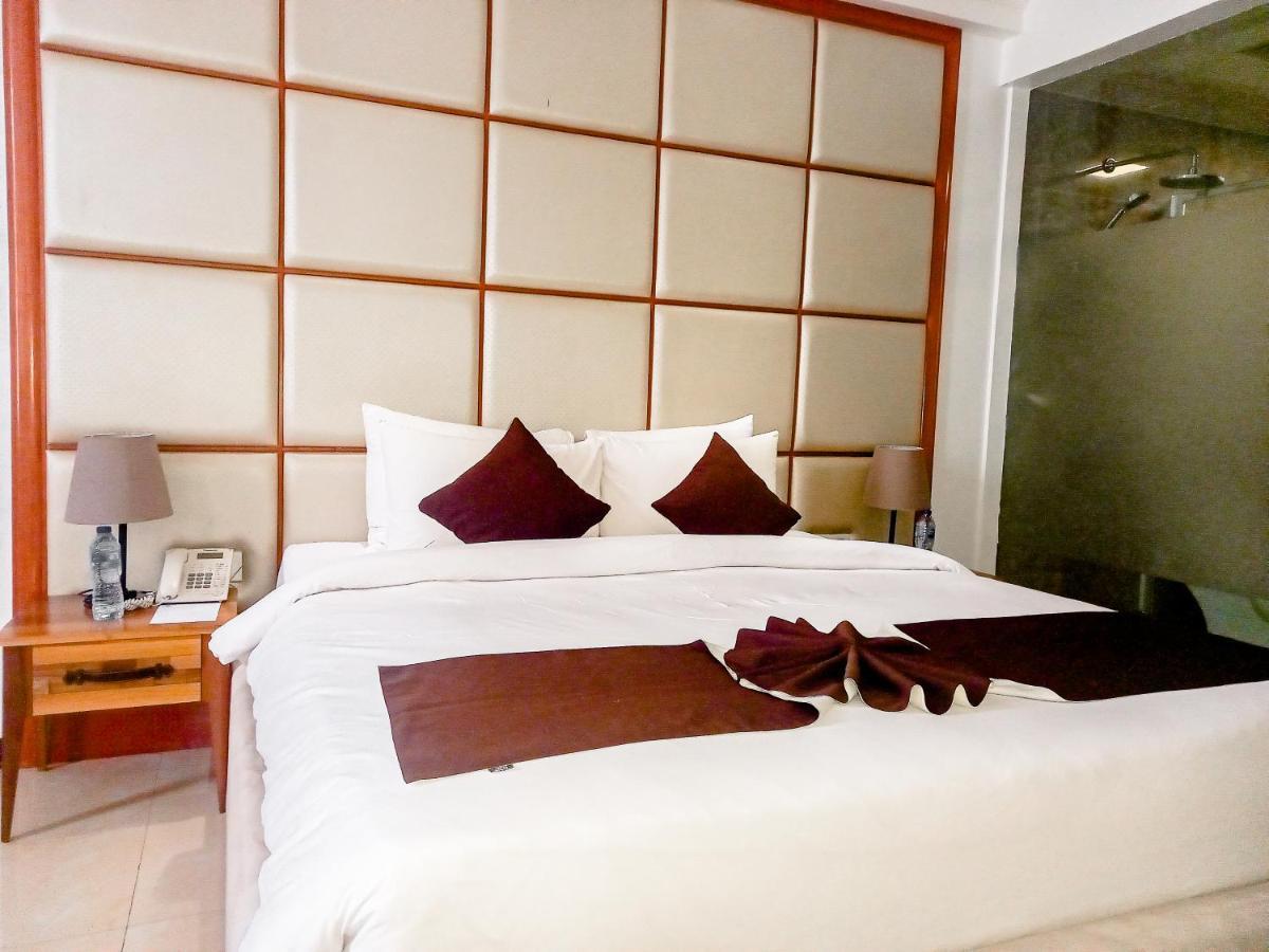 Summerset Continental Hotel By Usuma Mobushipe Extérieur photo