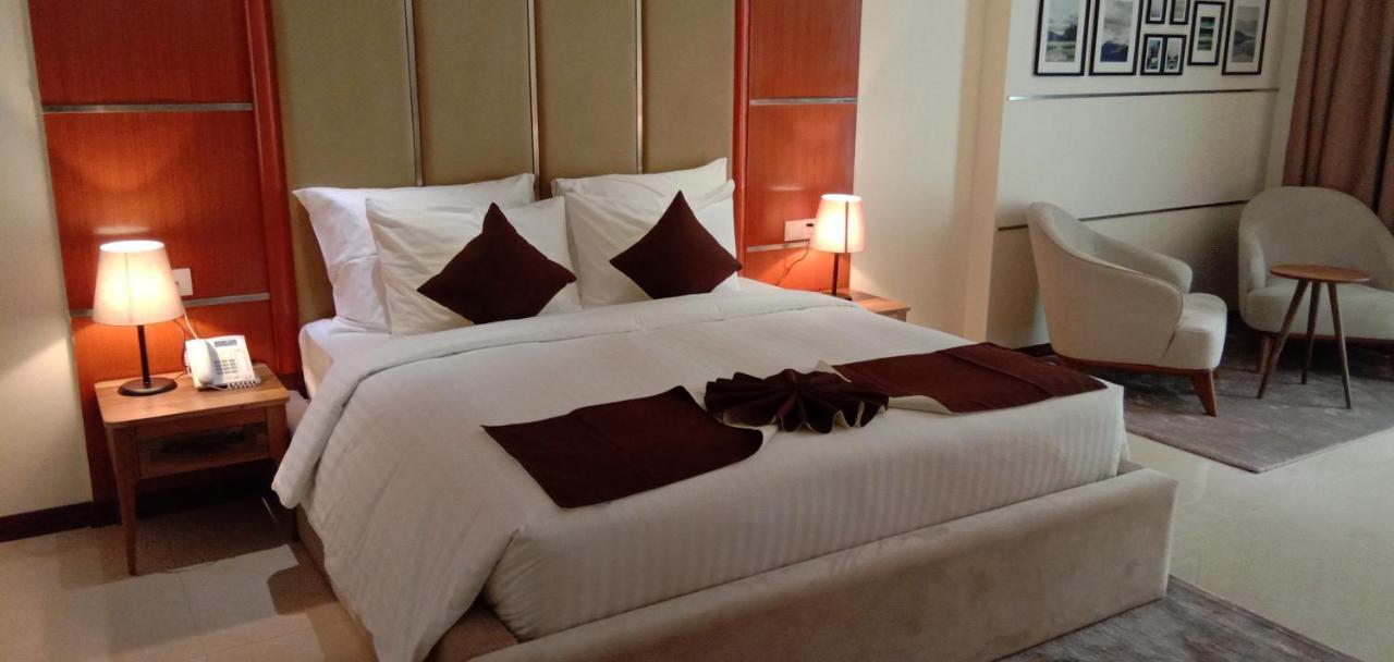 Summerset Continental Hotel By Usuma Mobushipe Extérieur photo